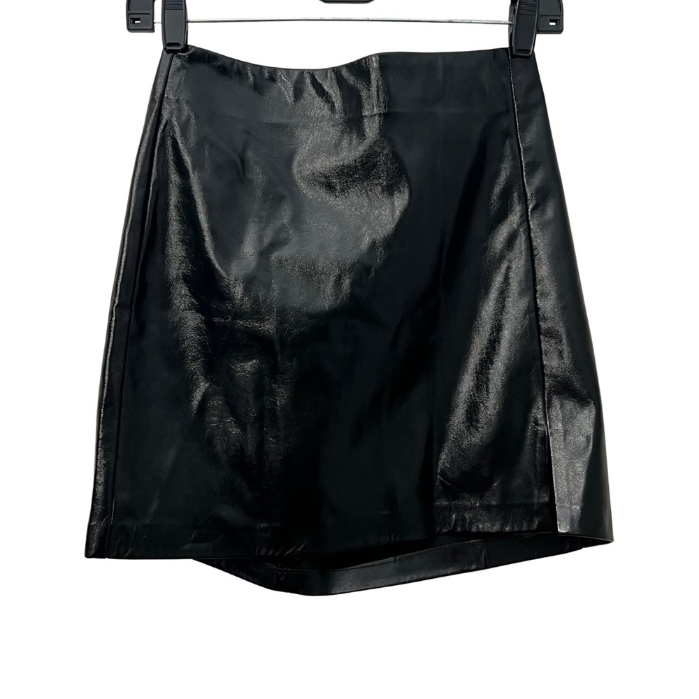 Topshop Faux Hi Shine Leather Mini Skirt Sz 6 Black Baddie Goth NEW